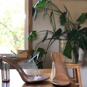 Worn once. good condition